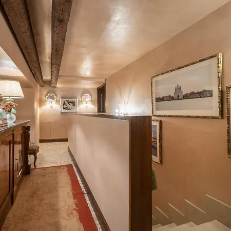 Athena Luxe Daire Venedik